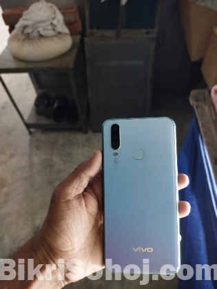 Vivo y17
